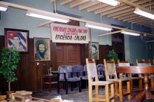 こういうのは、社会主義国特有だね